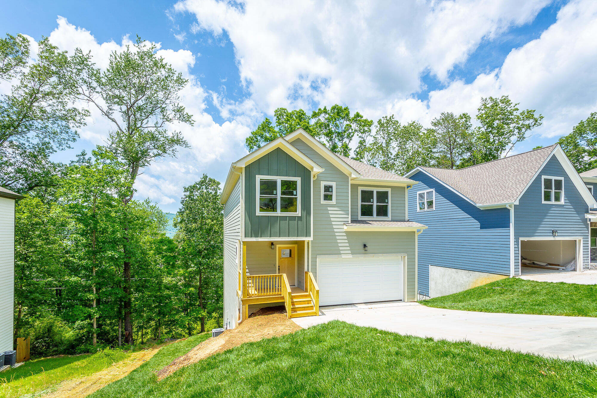 345 Whitehall Road Chattanooga, TN 37405 - Photo 34 of 34 345 Whitehall Road HD-35