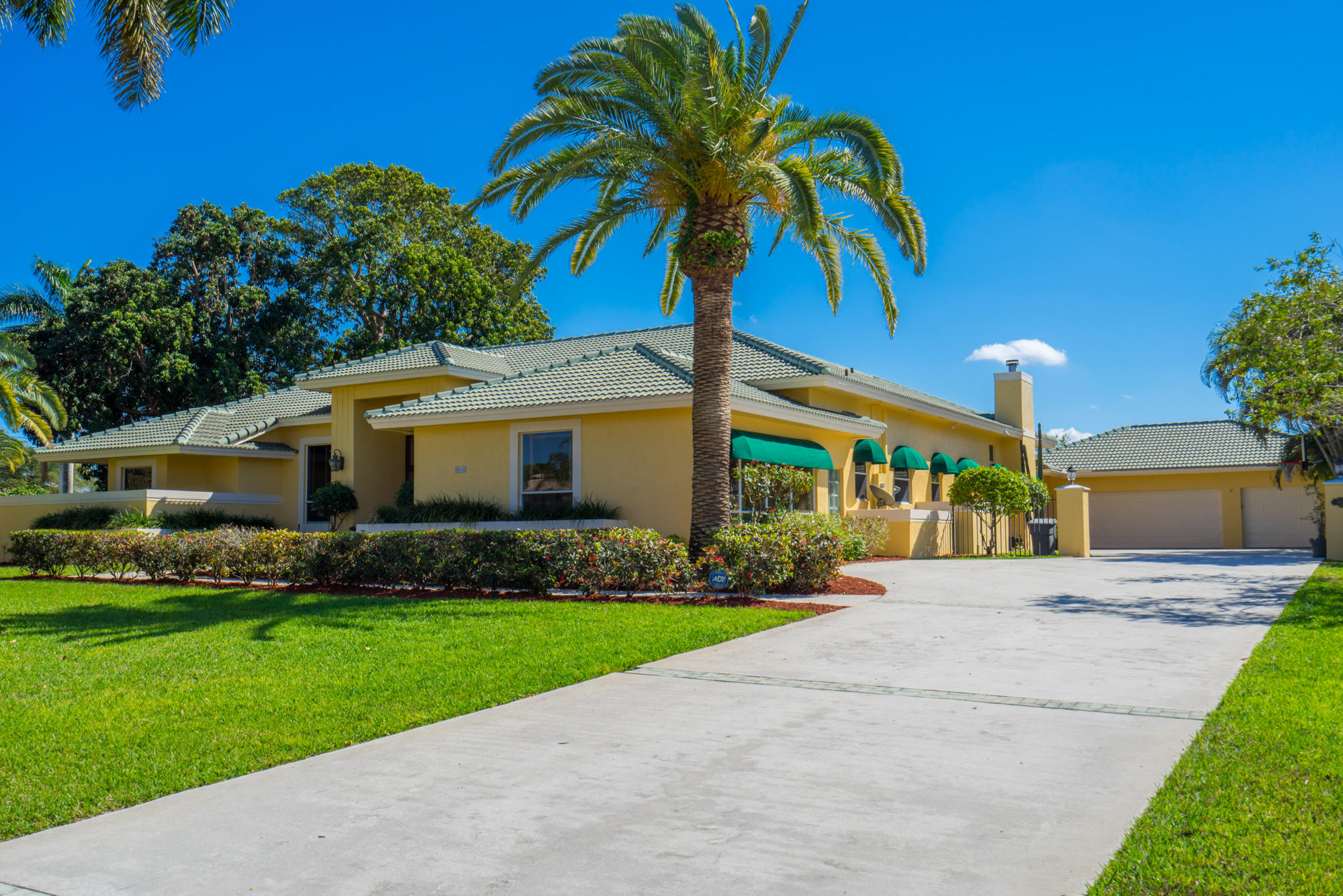 8682 Sawpine Road Delray Beach, FL 33446 - Photo 54 of 59 EMP-13