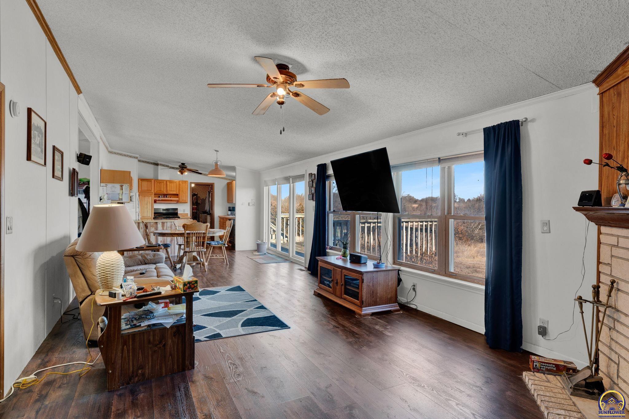 8240 Southeast Green Road Berryton, KS 66409 - Photo 11 of 32