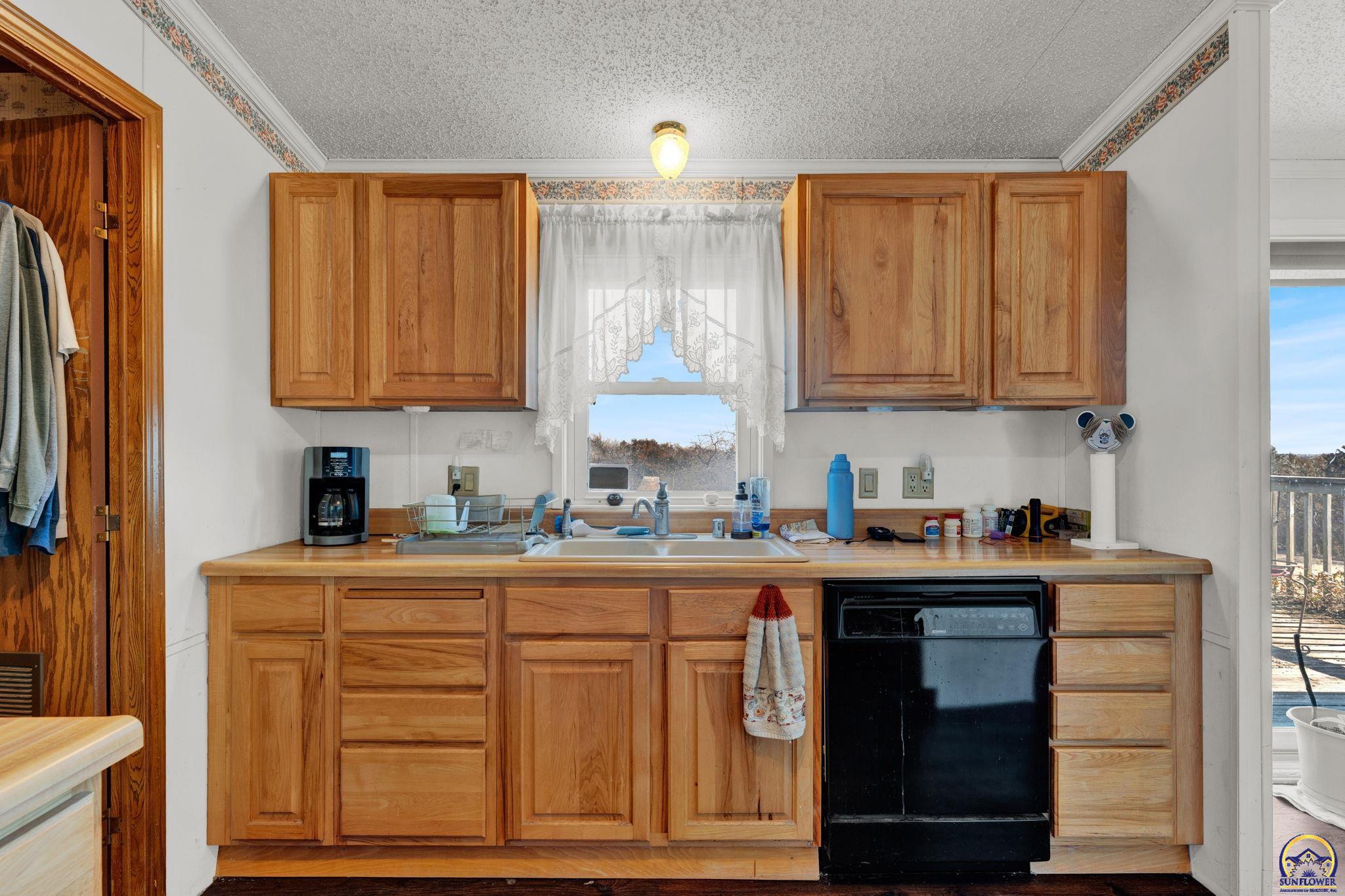 8240 Southeast Green Road Berryton, KS 66409 - Photo 15 of 32