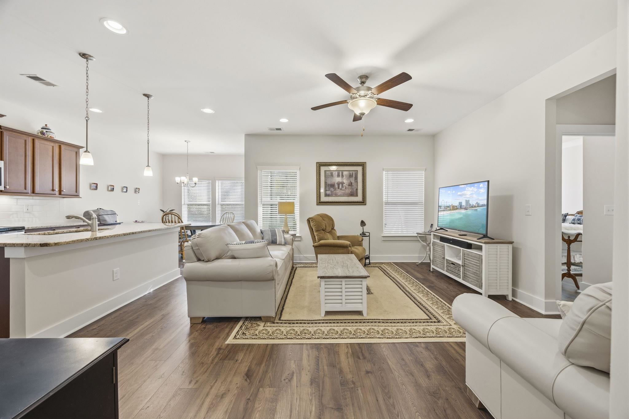 325 Brighton Place Conway, SC 29526 - Photo 7 of 37
