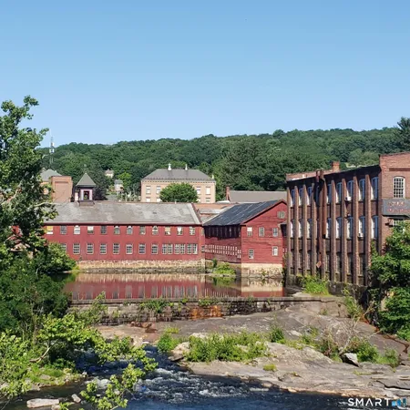 $429,900 | 15 Mohawk Drive, Canton, CT 06019