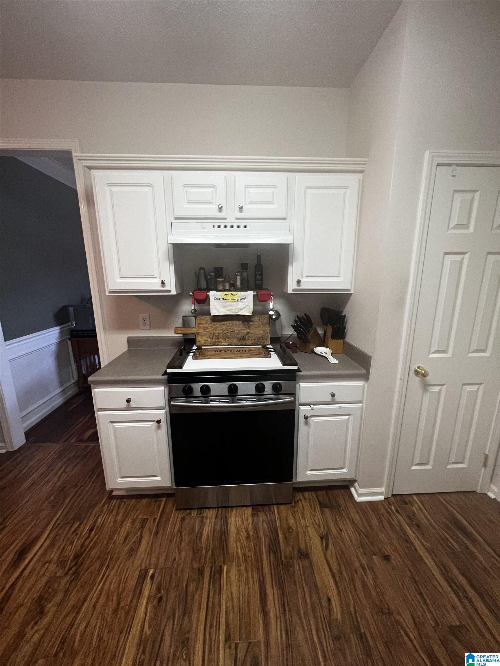 1801 Covington Circle Leeds, AL 35094 - Photo 5 of 23