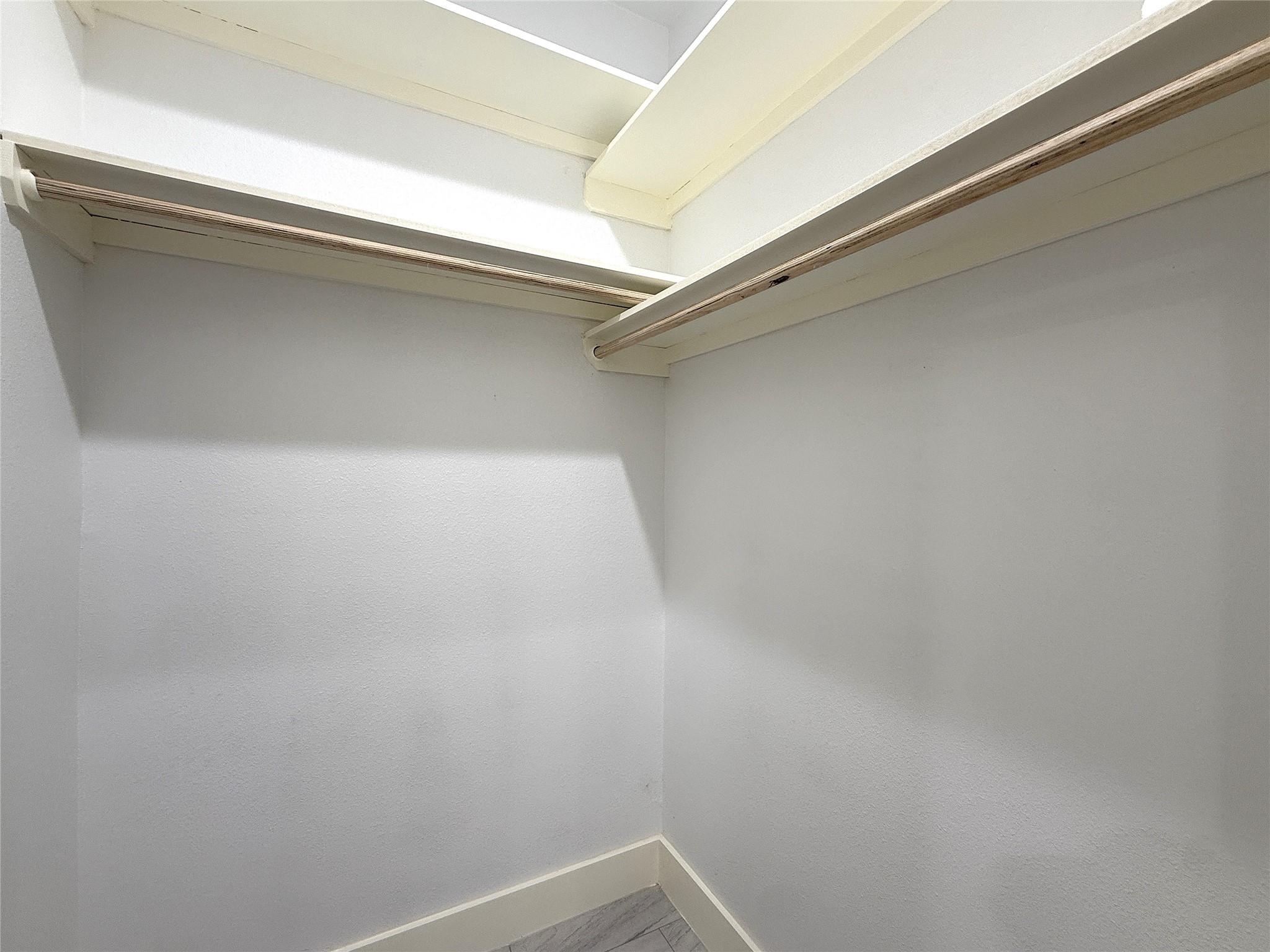 6708 Conley Street, Unit B Houston, TX 77021 - Photo 19 of 26 Primary walk-in closet