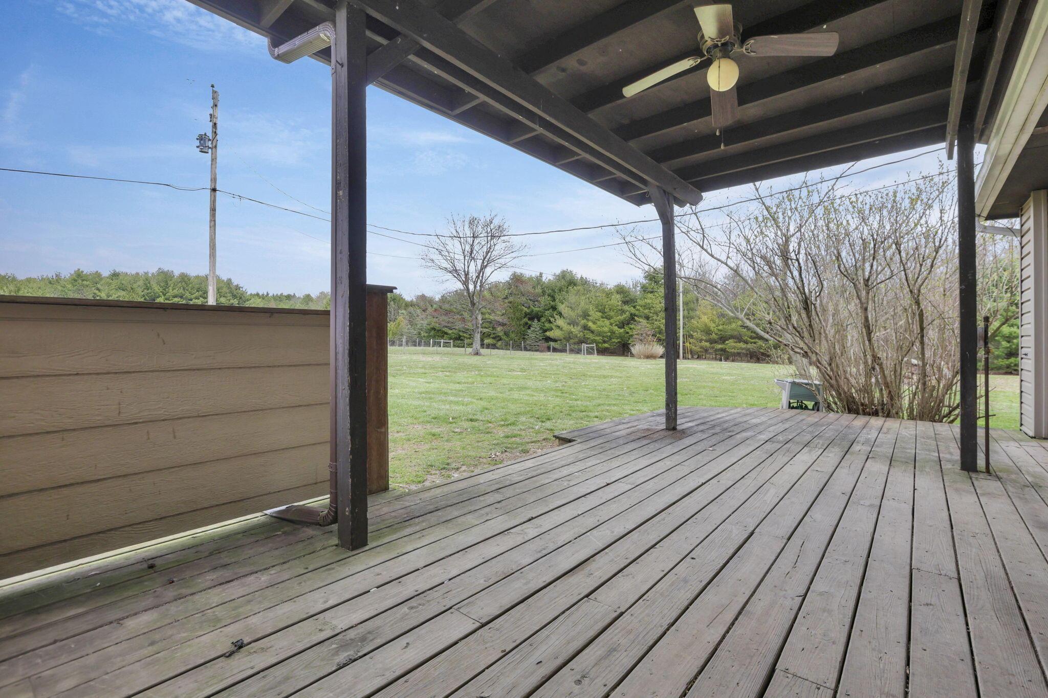 4487 Fremar Road Northeast Lancaster, OH 43130 - Photo 45 of 64 Back deck
