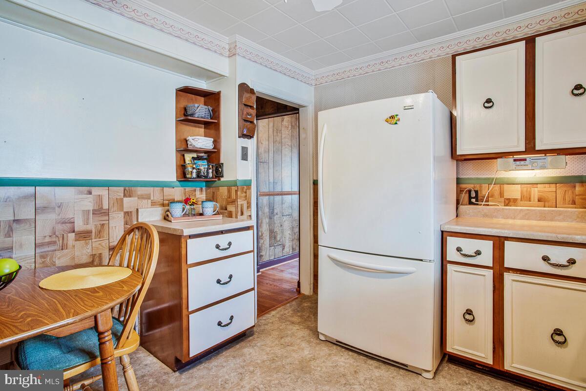 17 Mansion Road Linthicum Heights, MD 21090 - Photo 19 of 42 Kitchen