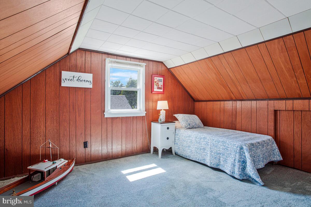 17 Mansion Road Linthicum Heights, MD 21090 - Photo 27 of 42 Upper Level 3rd Bedroom