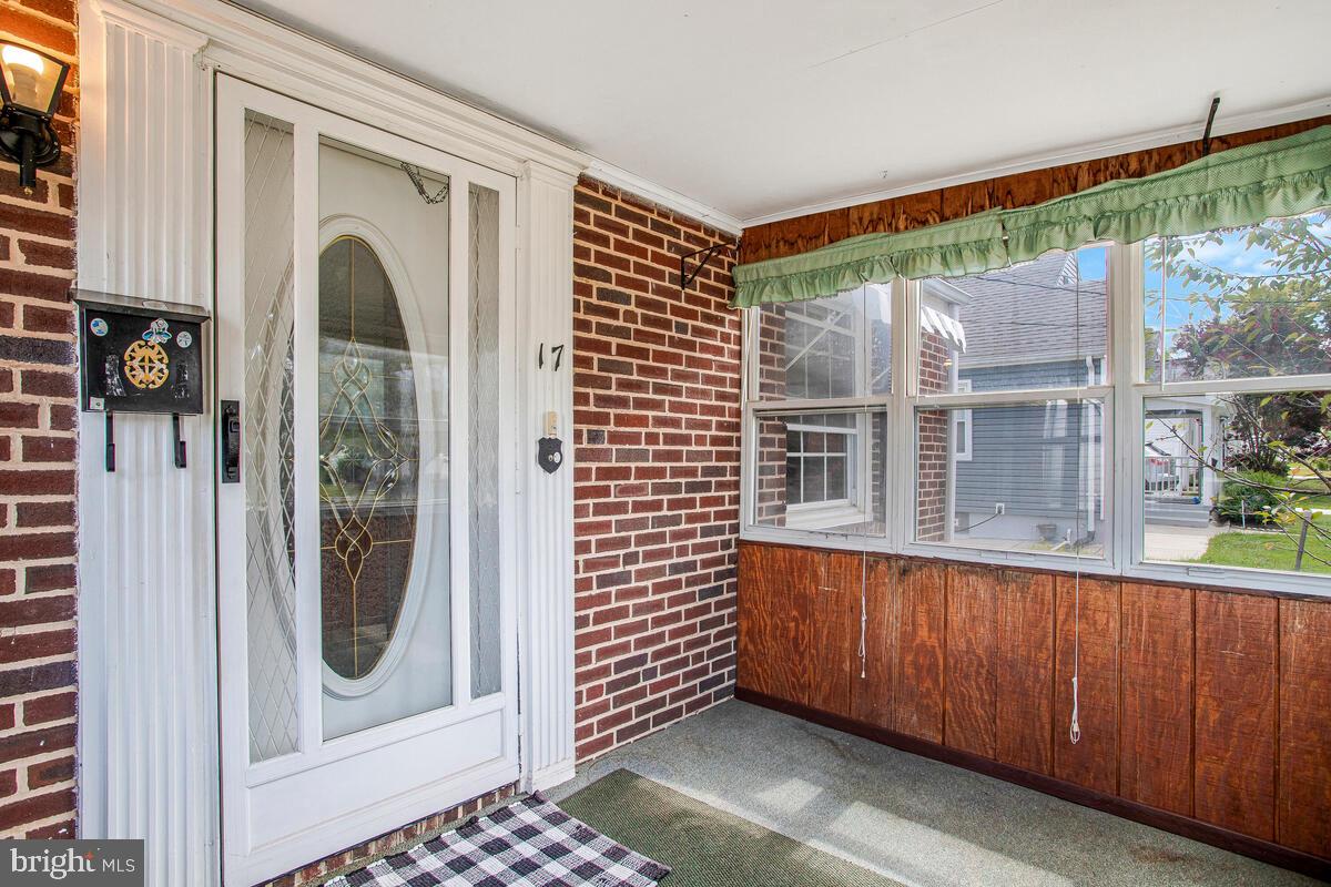 17 Mansion Road Linthicum Heights, MD 21090 - Photo 8 of 42 Mail delivered right to your front door.