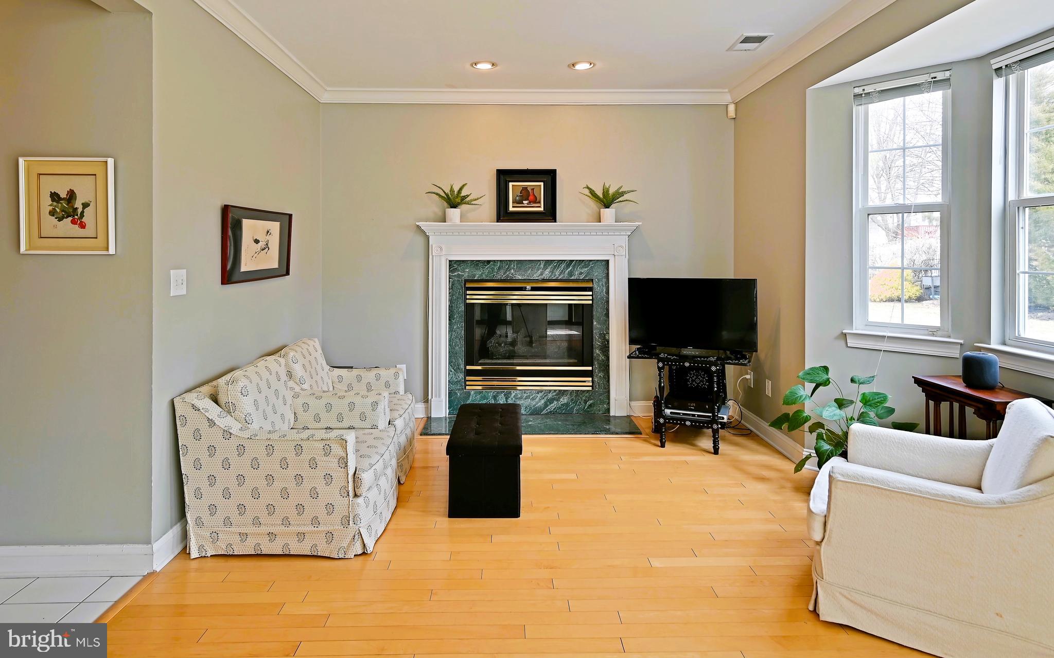 412 Denow Road Pennington, NJ 08534 - Photo 12 of 31