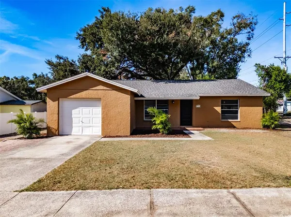 $329,500 | 2401 Devonwoode Place, Seffner, FL 33584