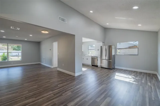 $340,000 | 2401 Devonwoode Place, Seffner, FL 33584