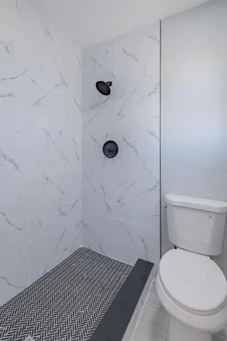 $340,000 | 2401 Devonwoode Place, Seffner, FL 33584