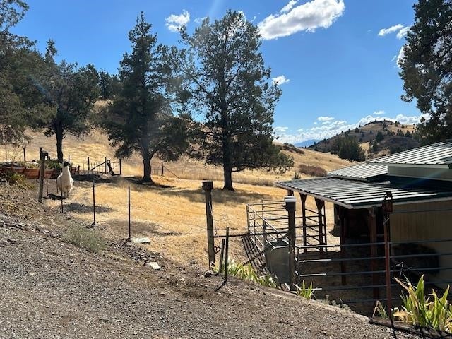 5320 Ager Beswick Road Hornbrook, CA 96044 - Photo 23 of 48 Gallery Image 23