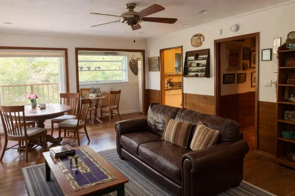 $895,000 | 15667 Ojai Road, Santa Paula, CA 93060