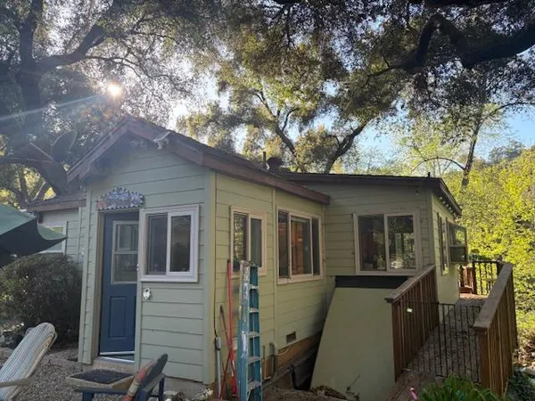 $895,000 | 15667 Ojai Road, Santa Paula, CA 93060