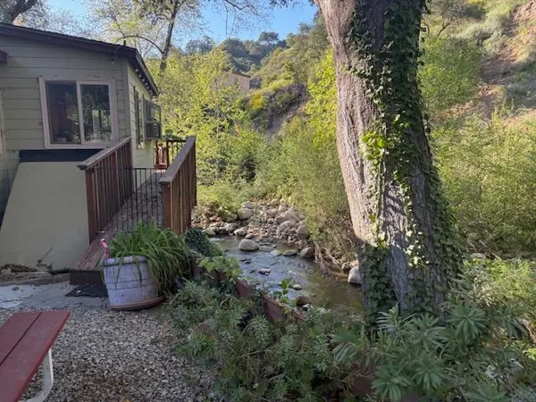 $895,000 | 15667 Ojai Road, Santa Paula, CA 93060