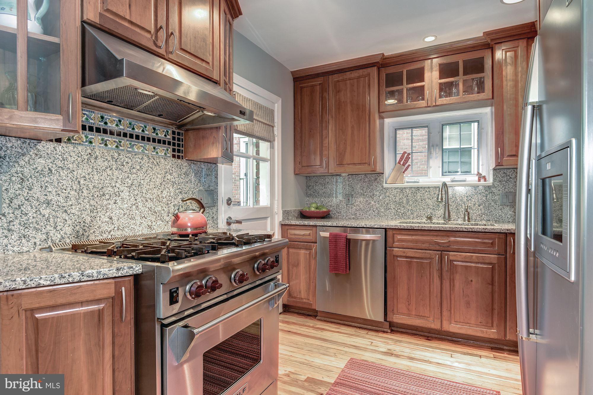 1675 Primrose Road Northwest Washington, DC 20012 - Photo 8 of 26 Kitchen