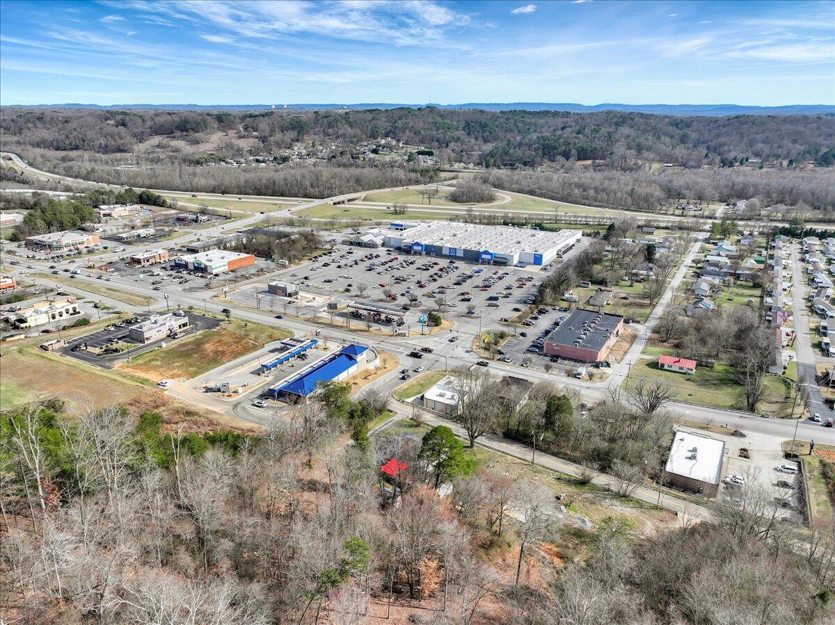 9327 Springfield Road Soddy Daisy, TN 37379 - Photo 8 of 12 04-Pinnacle Tour -9327 Springfield - 04
