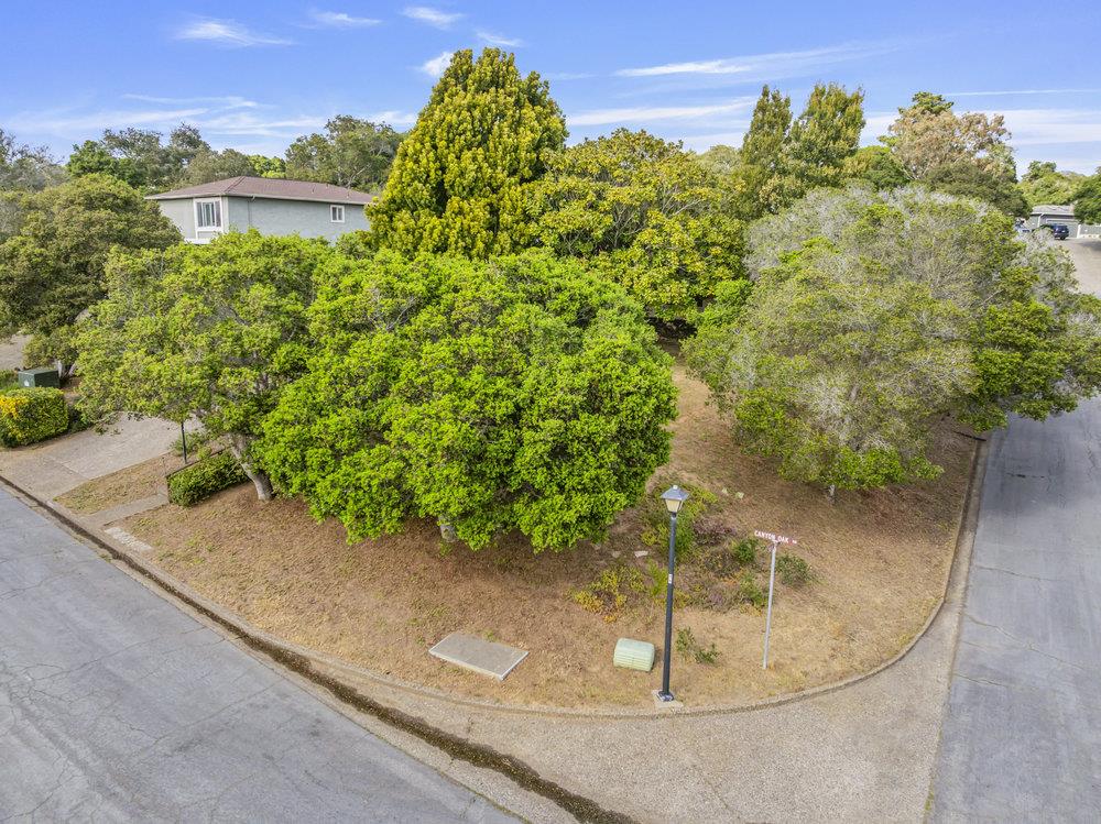9355 Canyon Oak Road Salinas, CA 93907 - Photo 32 of 38 Gallery Image 32
