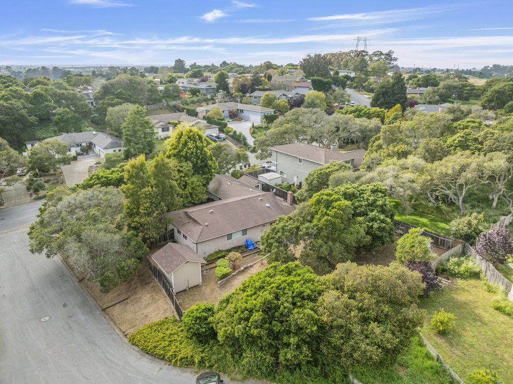 9355 Canyon Oak Road Salinas, CA 93907 - Photo 35 of 38 Gallery Image 35