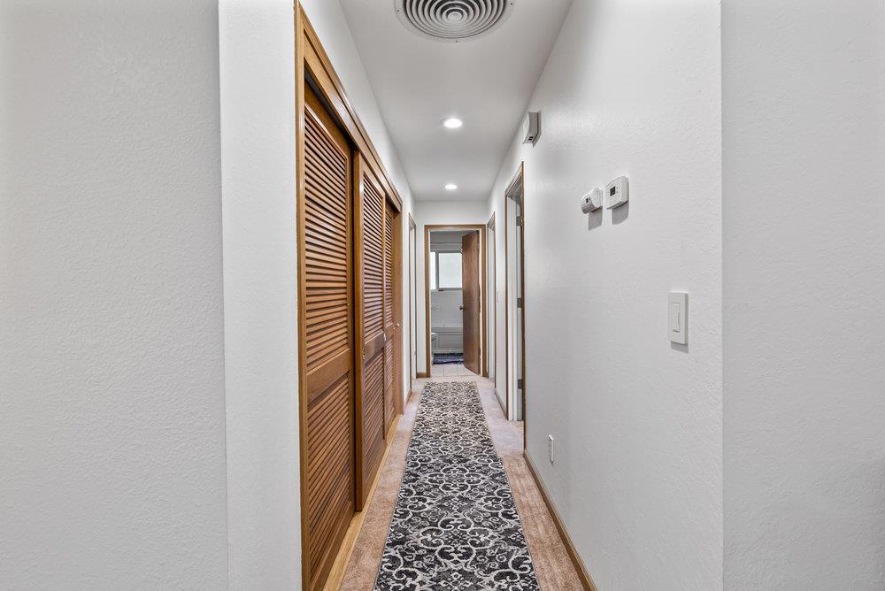 9355 Canyon Oak Road Salinas, CA 93907 - Photo 9 of 38 Gallery Image 9