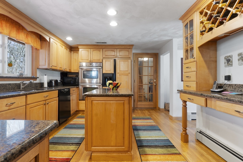 137 Catamount Road Tewksbury, MA 01876 - Photo 10 of 42 Gallery Image 10