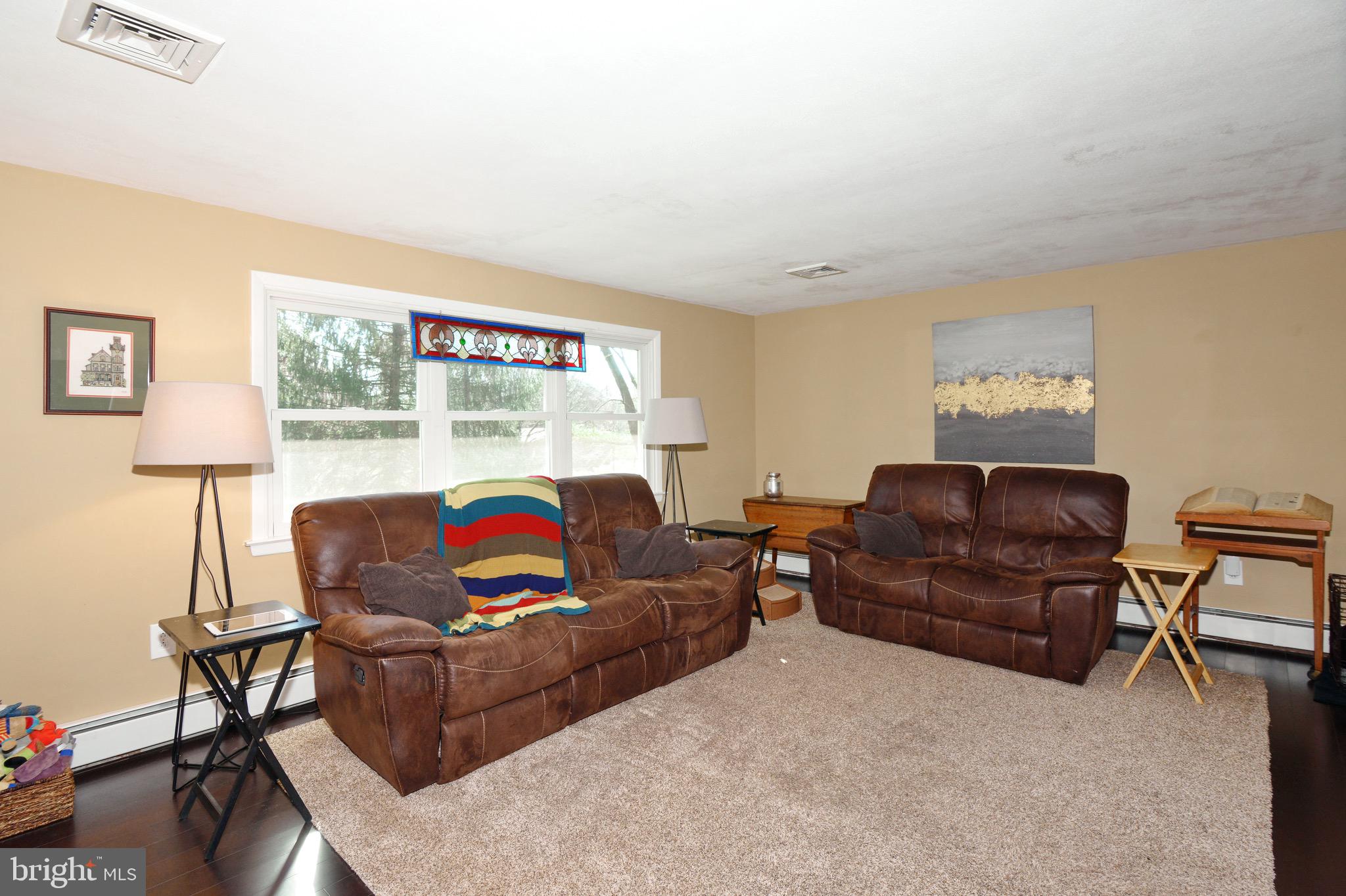 820 Wells Road Phoenixville, PA 19460 - Photo 3 of 32 Gallery Image 3