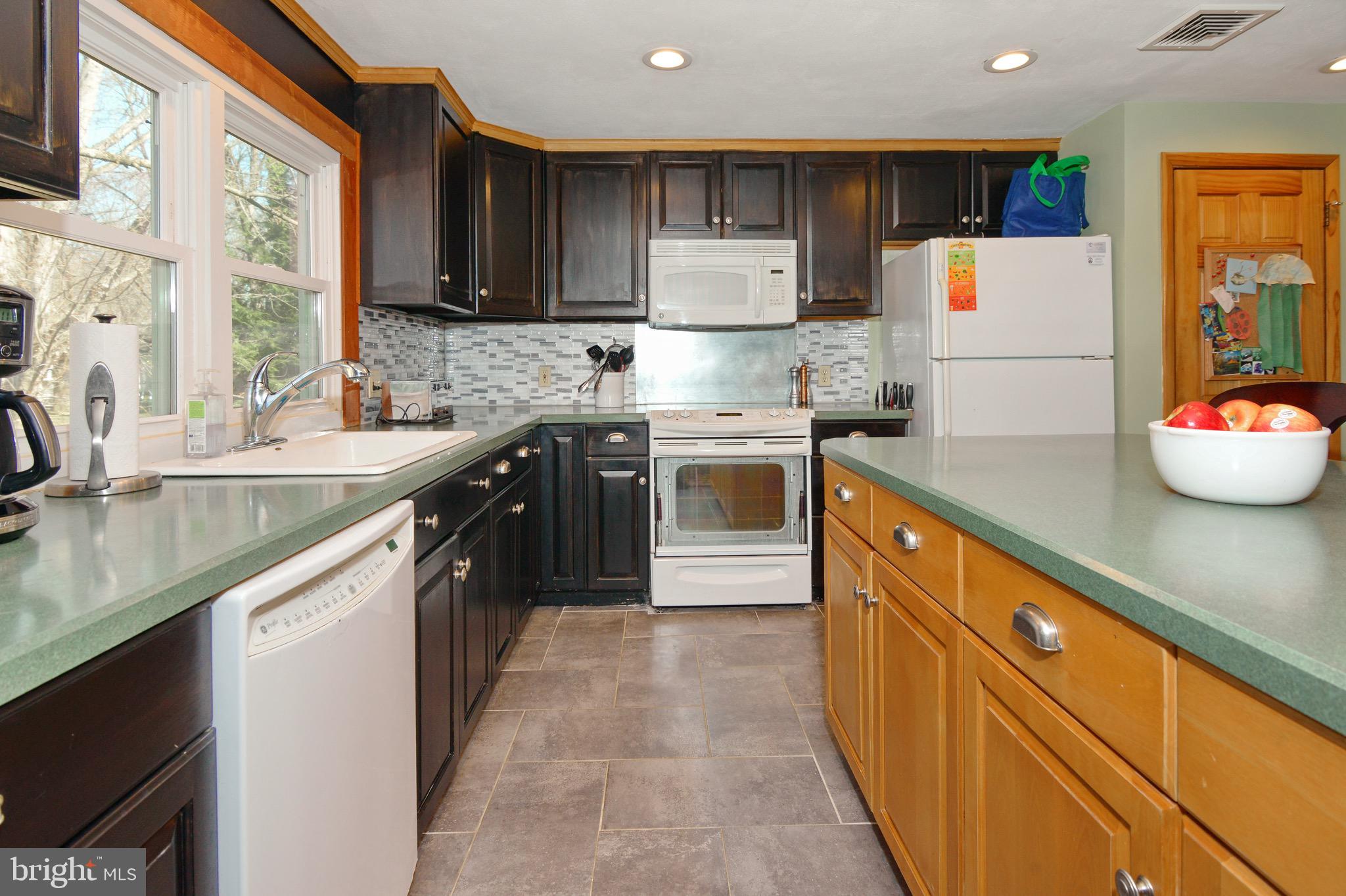 820 Wells Road Phoenixville, PA 19460 - Photo 9 of 32 Gallery Image 9