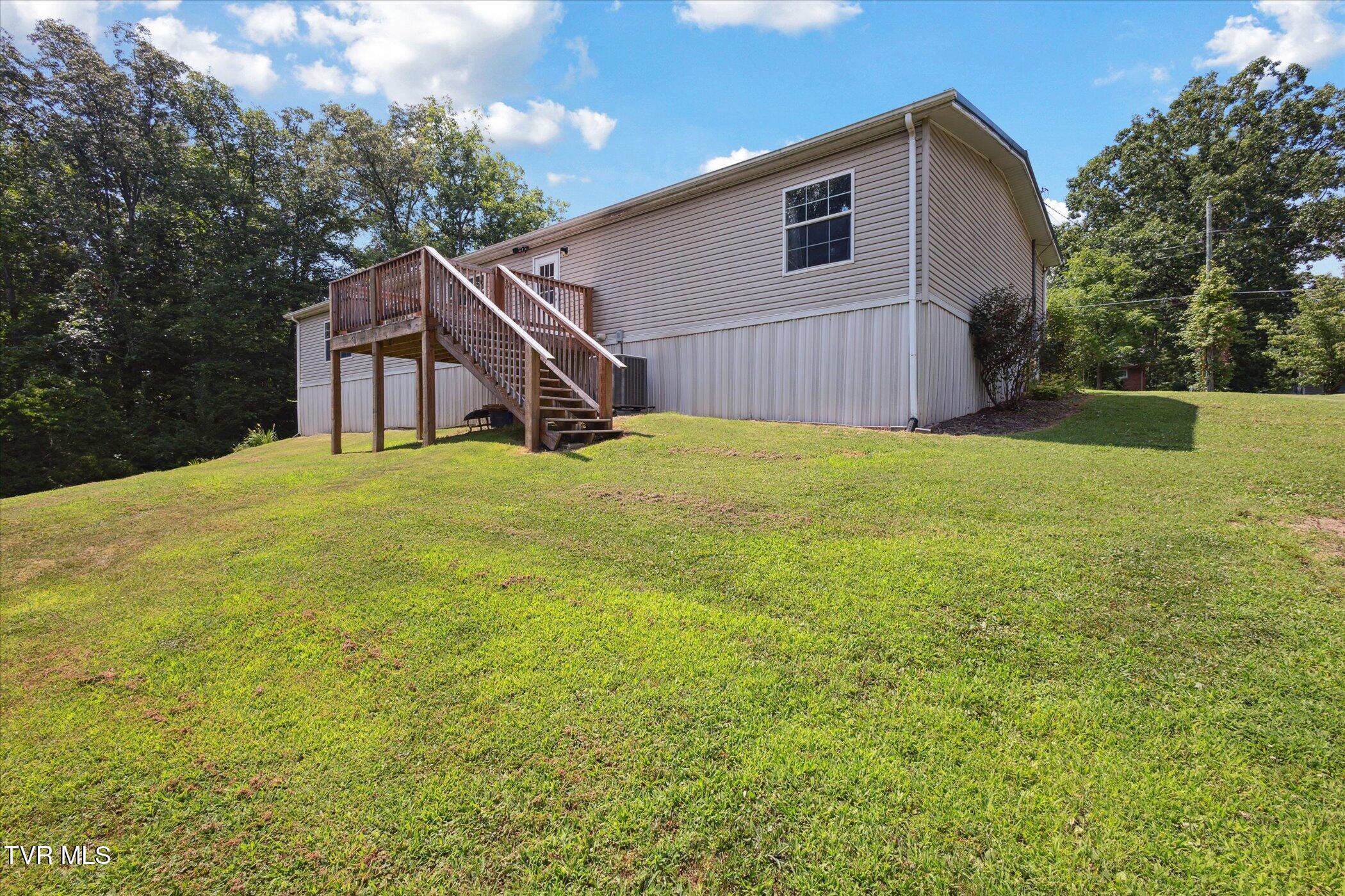 4035 Ridge Road Kingsport, TN 37660 - Photo 33 of 52 33-4035-Ridge-Rd-Kingsport-TN-37660-Wind