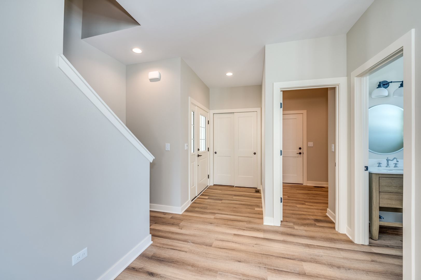 1074 Freedom Road Elburn, IL 60119 - Photo 4 of 25