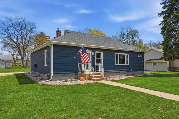 $310,000 | 619 South Swift Avenue, Litchfield, MN 55355