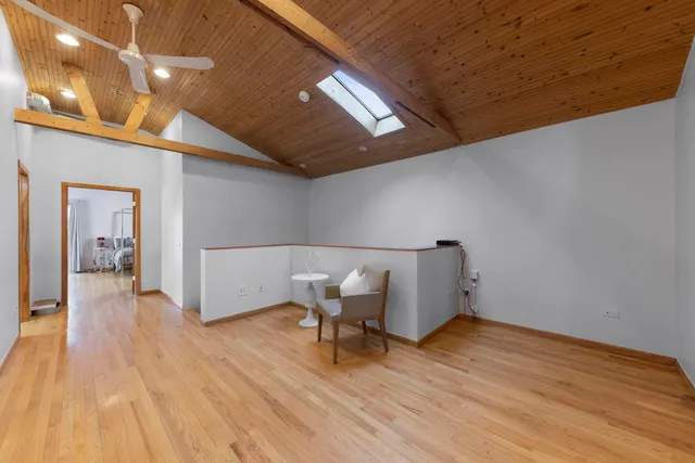 $3,500 | 5910 West Roscoe Street, Unit 1, Chicago, IL 60634