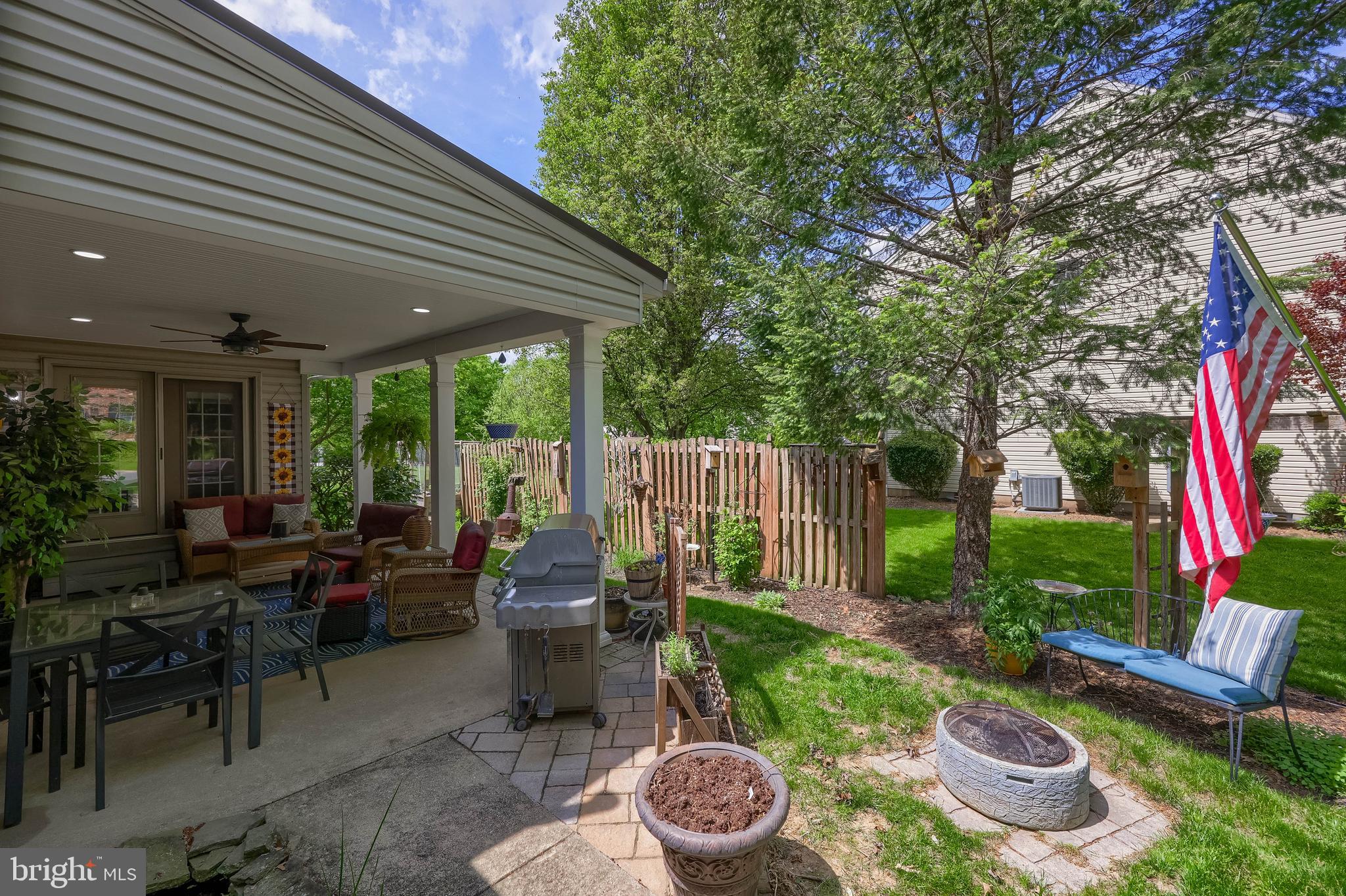 315 Royal Hunt Way Lititz, PA 17543 - Photo 58 of 67 a view of a patio with chairs and table