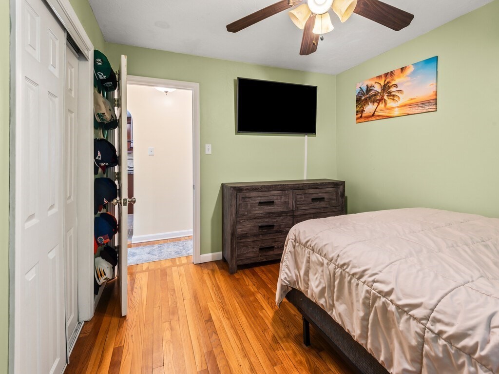 14 Orton Street Worcester, MA 01604 - Photo 15 of 35