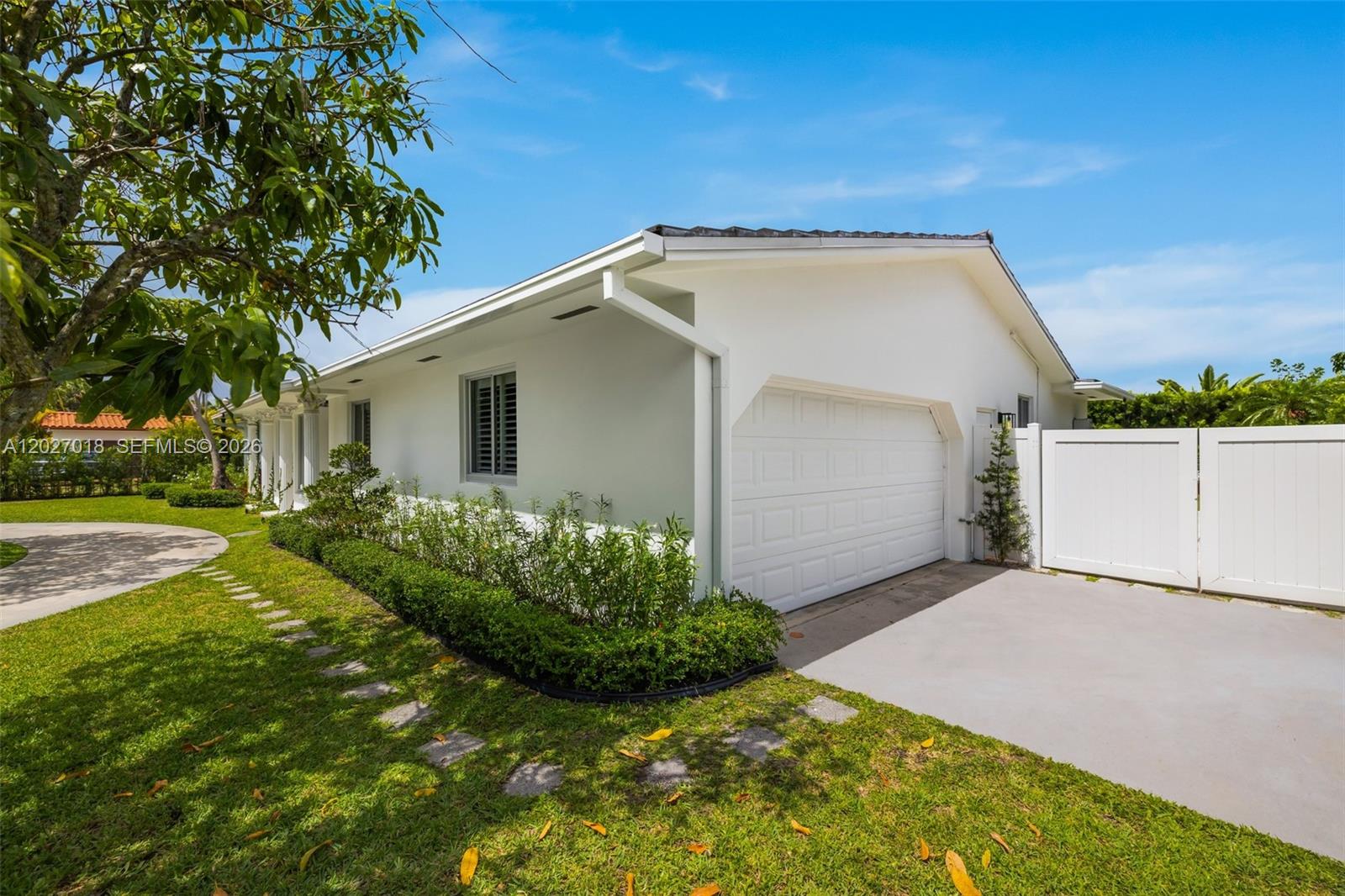 4730 Southwest 89th Avenue Miami, FL 33165 - Photo 29 of 31