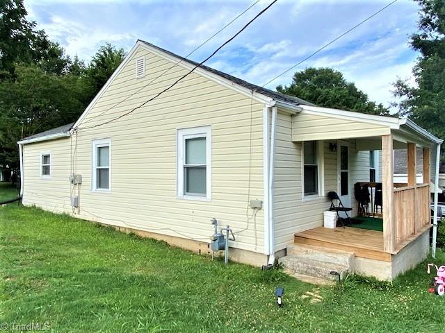 205 Jay Place High Point, NC 27263 - Photo 2 of 15 Gallery Image 2