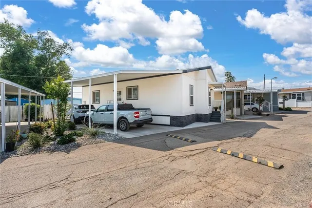 $175,000 | 8086 Mission Boulevard, Unit 11, Jurupa Valley, CA 92509