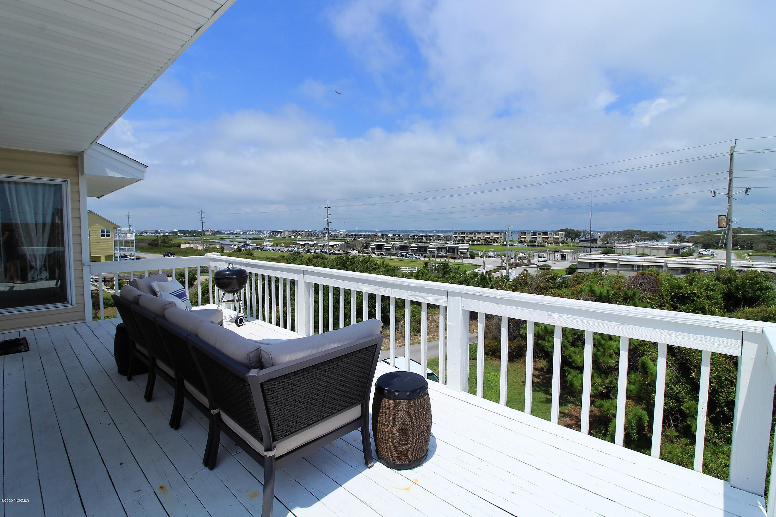 1010 East Fort Macon Road Atlantic Beach, NC 28512 - Photo 3 of 22 Second Level Front Deck