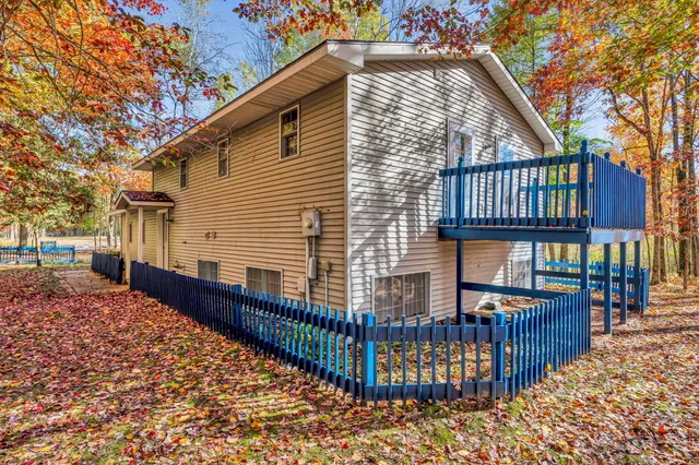 $297,500 | 6161 Fox Run Circle, Unit 622, Stanwood, MI 49346