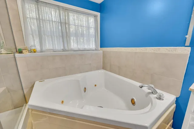 $297,500 | 6161 Fox Run Circle, Unit 622, Stanwood, MI 49346