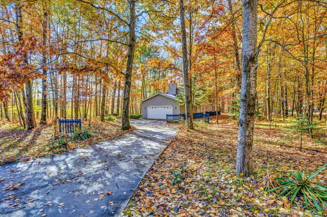 $297,500 | 6161 Fox Run Circle, Unit 622, Stanwood, MI 49346