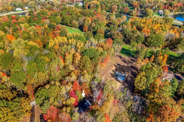 $297,500 | 6161 Fox Run Circle, Unit 622, Stanwood, MI 49346