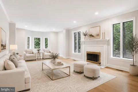 $1,995,000 | 11109 Elmview Place, Great Falls, VA 22066