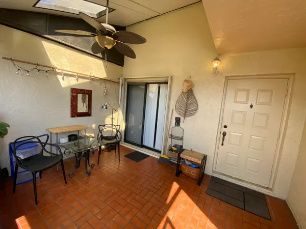 $2,200 | 5061 Nesting Way, Unit D, Delray Beach, FL 33484