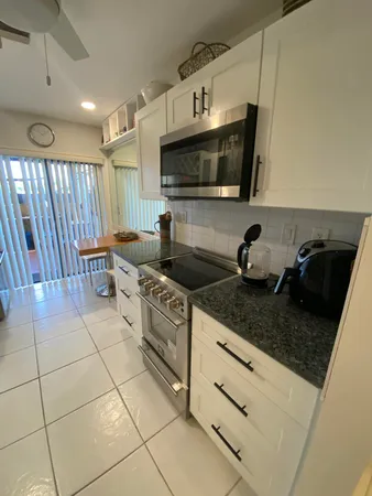 $2,200 | 5061 Nesting Way, Unit D, Delray Beach, FL 33484