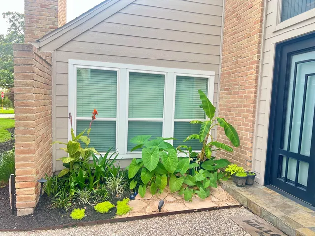 $3,000 | 6726 Saffron Hills Drive, Spring, TX 77379