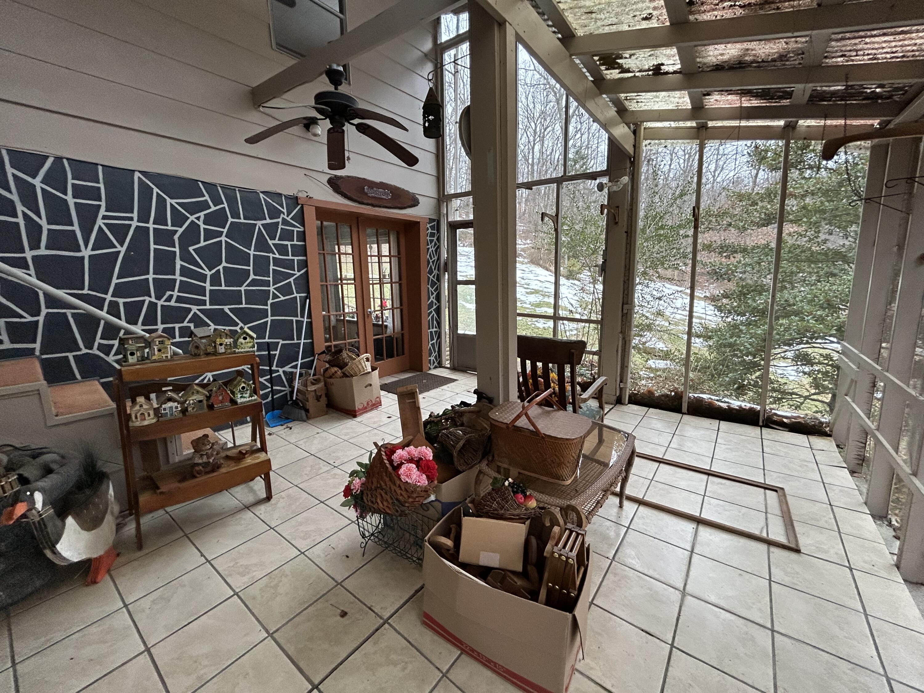 308 Spring Hollow Road Troutville, VA 24175 - Photo 19 of 24 a living room with patio furniture