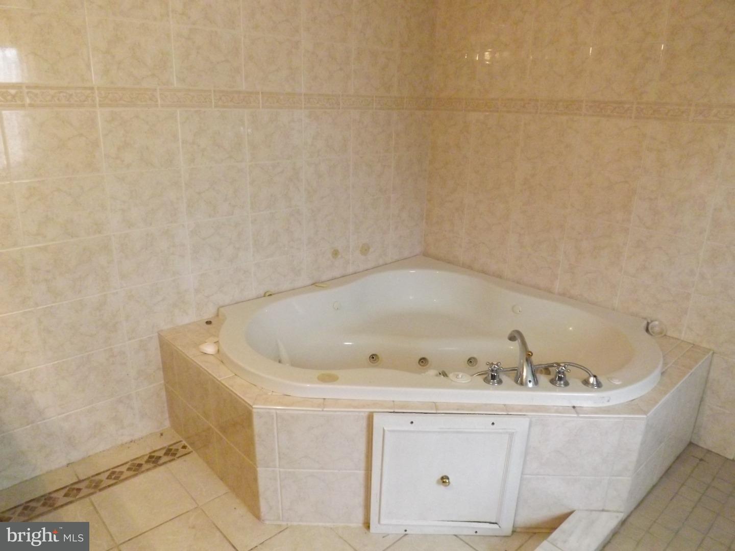 899 Aura Road Glassboro, NJ 08028 - Photo 14 of 22