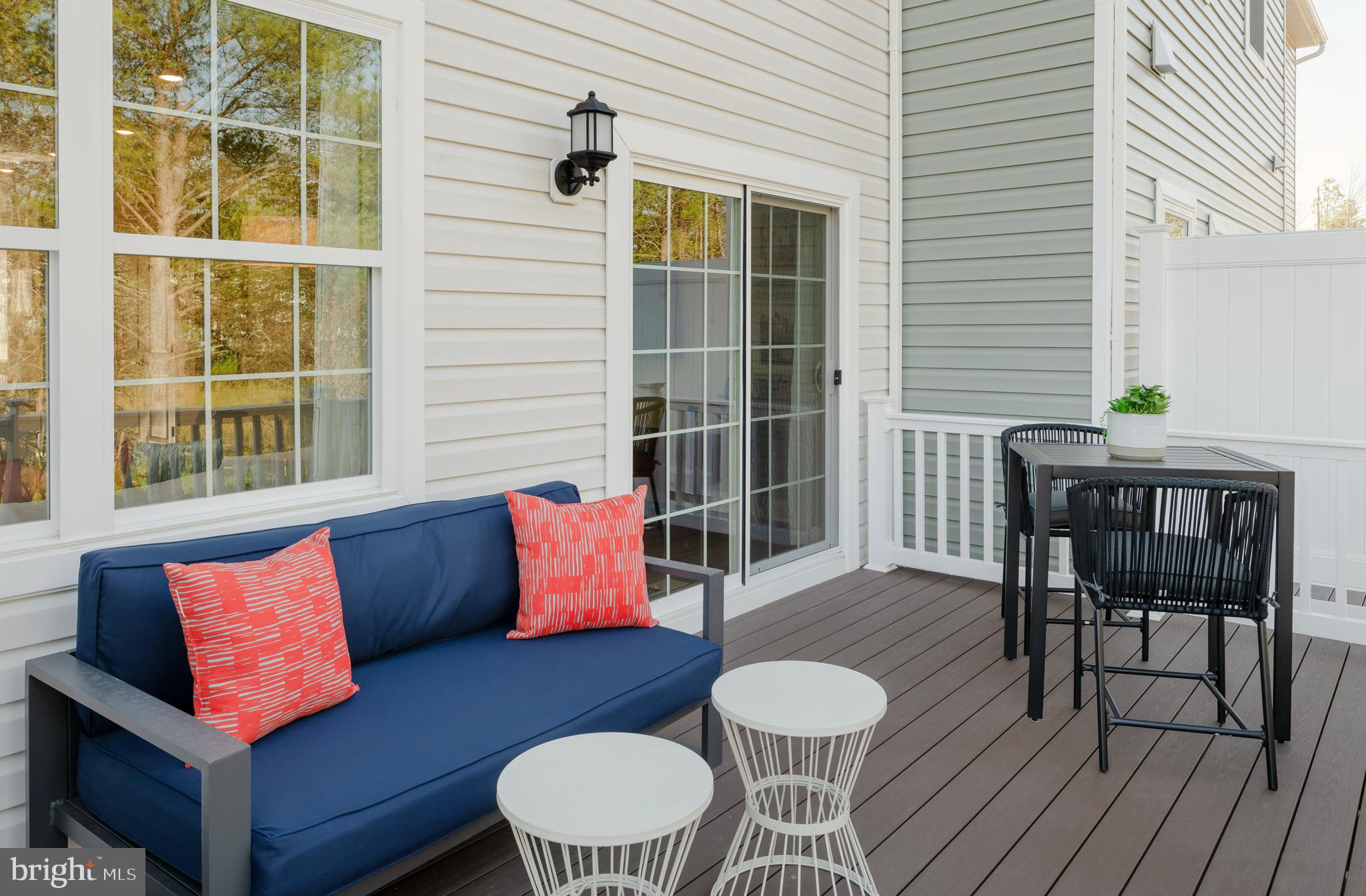 10967 Barnard Place White Plains, MD 20695 - Photo 6 of 19 Deck