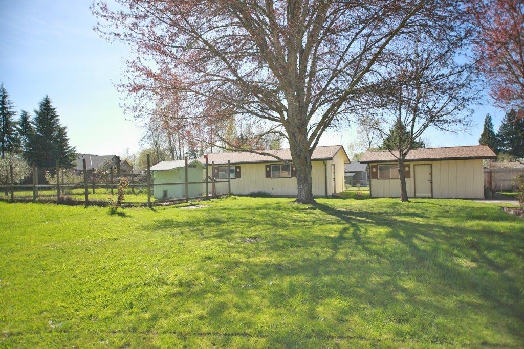 2301 Leonard Road Grants Pass, OR 97527 - Photo 32 of 32 Additional Photo